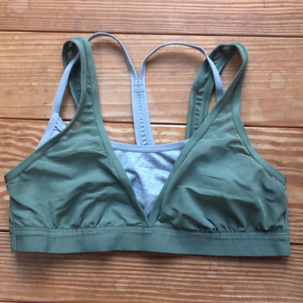Aerie lightweight sports bra (green)